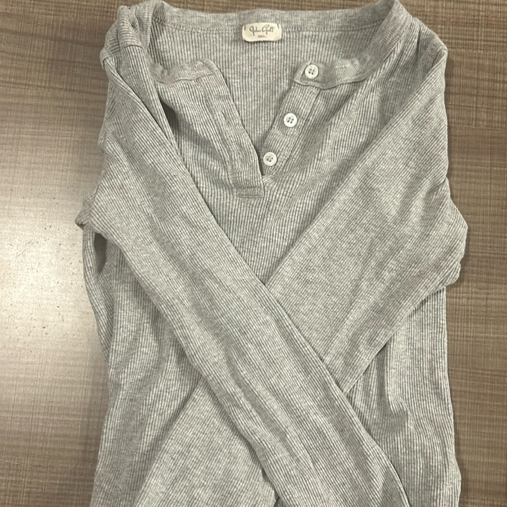 Brandy Melville Long Sleeve Shirt